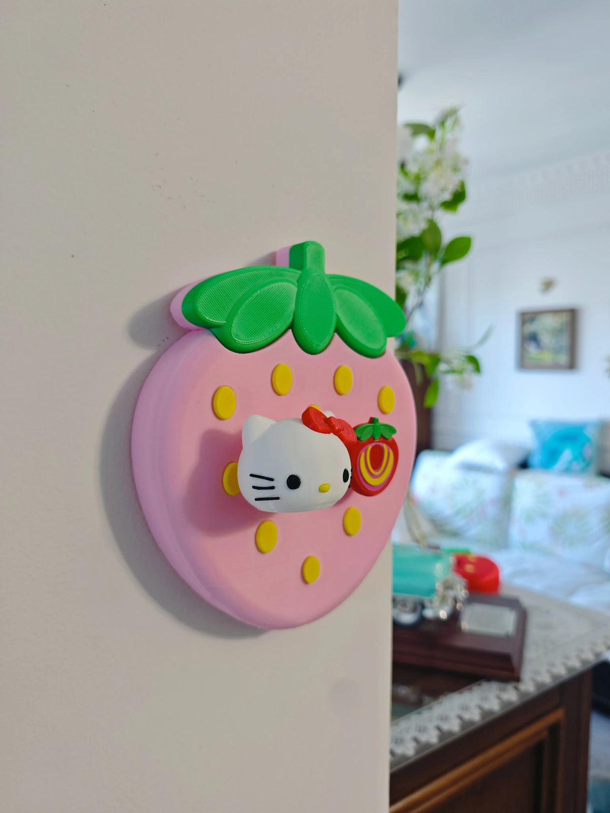 Hello Kitty Jagoda — Prekidač sa Dve Ručice